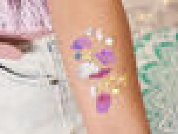 Cool Maker Korut Ja Kauneus|Piirrä Ja Askartele>Shimmer Me Body Art Tatuointistudio