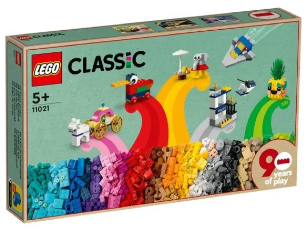 Lelufantti Lego Peruspalikat>LEGO Classic 11021 90 vuotta leikkien lumoissa